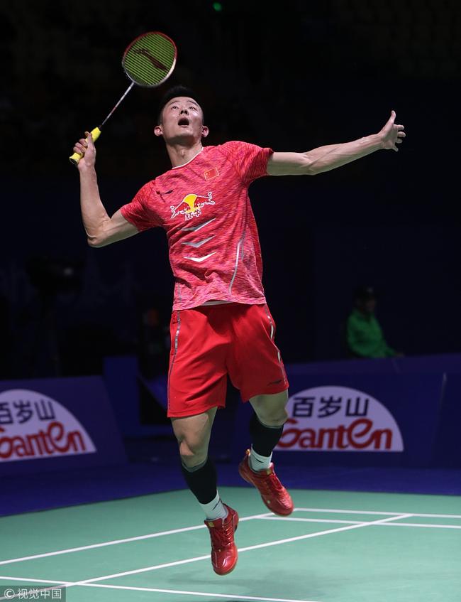 法国羽毛球队险胜韩国羽毛球队，李宗伟三分雨点燃全场