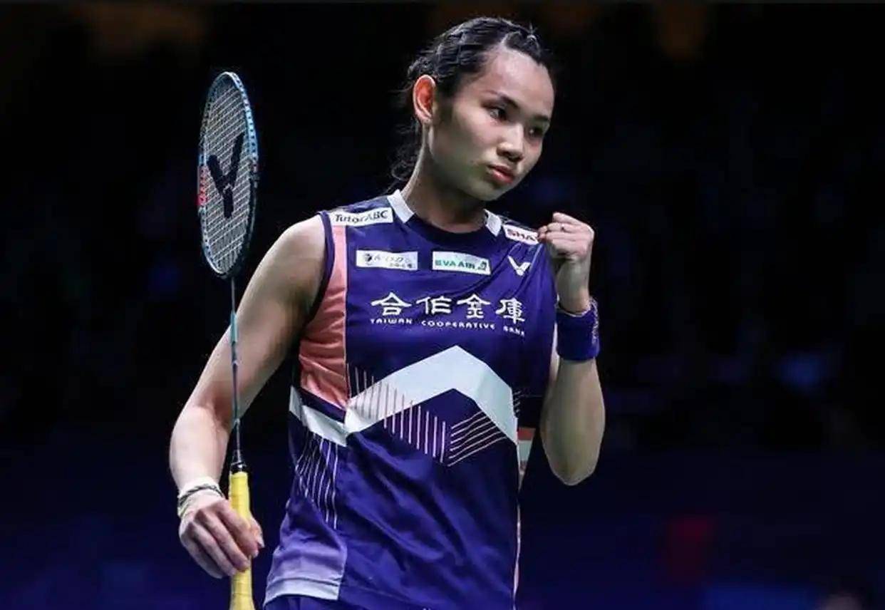 韩国羽毛球队险胜英格兰羽毛球队，戴资颖惊艳世界